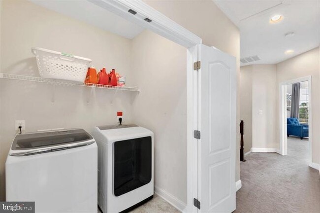 Building Photo - 46077 Hall Rd