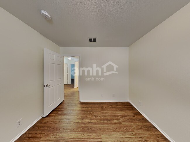 Building Photo - 2726 Gato Del Sol