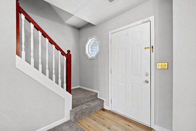 Building Photo - 3313 Summit Creek Ln