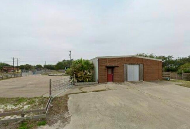 Building Photo - 1603 W Market St
