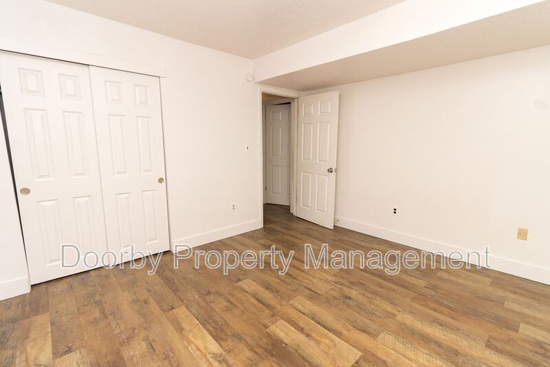 Building Photo - 3728 Chula Vista Dr