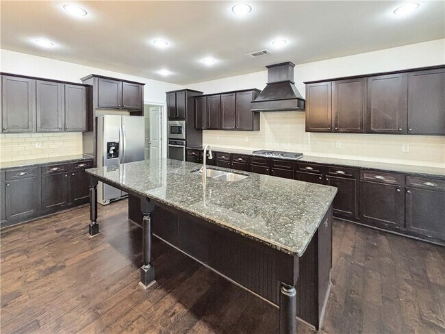 Building Photo - 119 Still Pine Bend