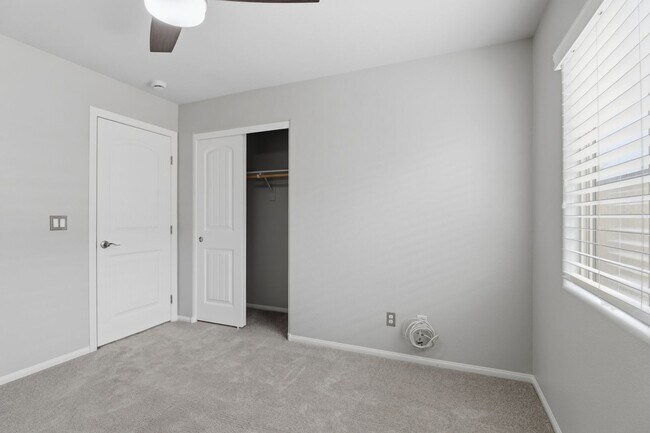 Building Photo - SW!!! Casita!!!! Single Story!!! 4 Bedrooms!!! Gated!!! End or Cut De Sac!!! Community green area...