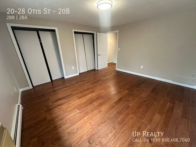 Building Photo - 20-28 Otis St-20B