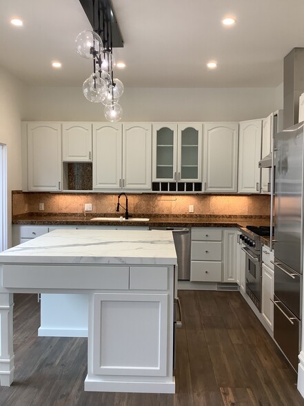 Kitchen - 115 Magnolia St