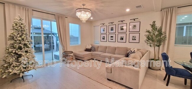 Building Photo - 2397 Sheldon Dr