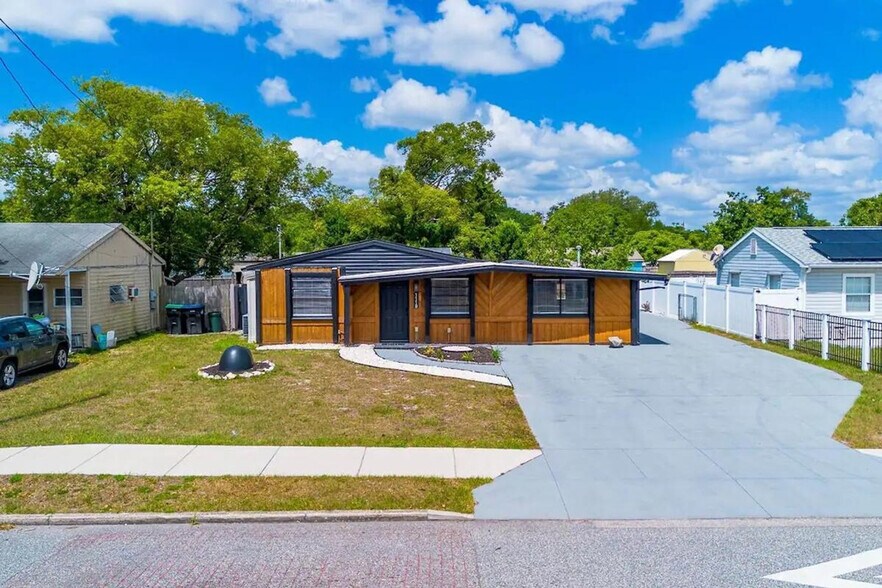 Building Photo - 9100 Dubois Blvd