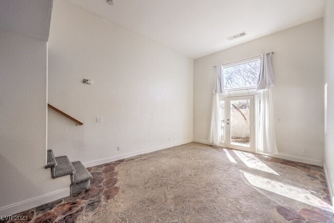 Building Photo - 1425 Bow Creek Ct