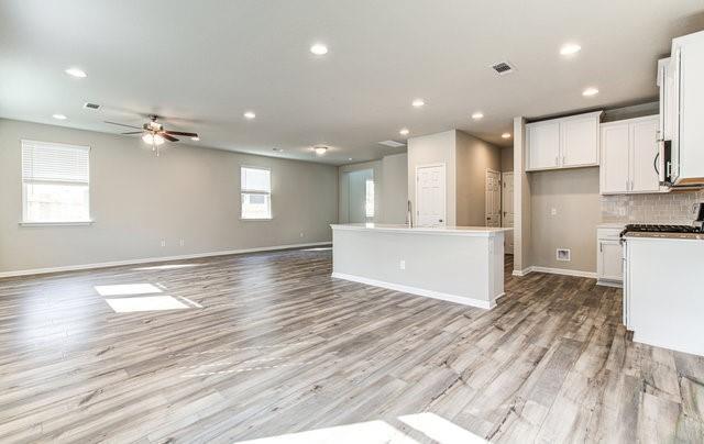 Building Photo - 3200 College Park Dr