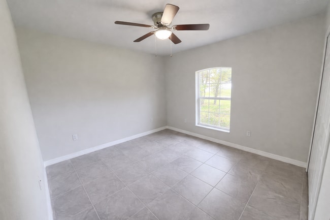 Building Photo - 3055 Morning Glory Dr