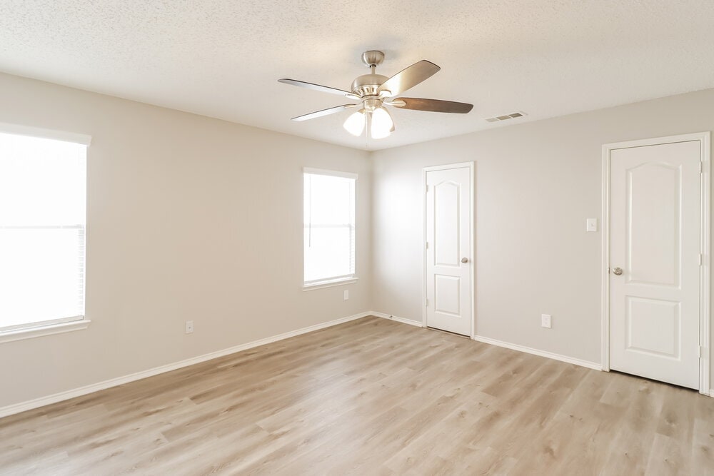 Building Photo - 3113 Lighthouse Dr