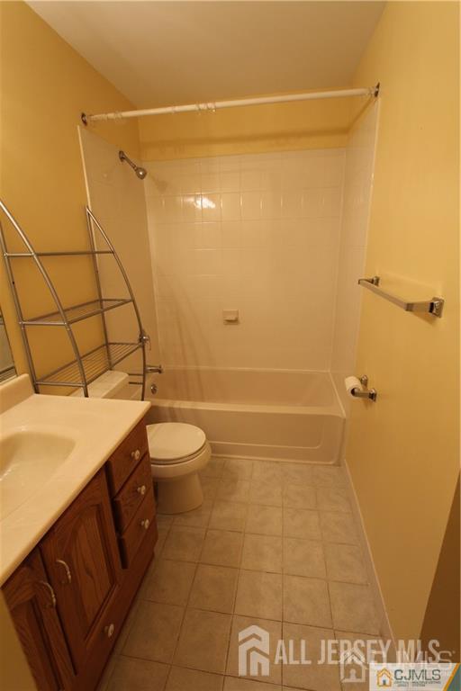 Building Photo - 1806 Ravens Crest Dr