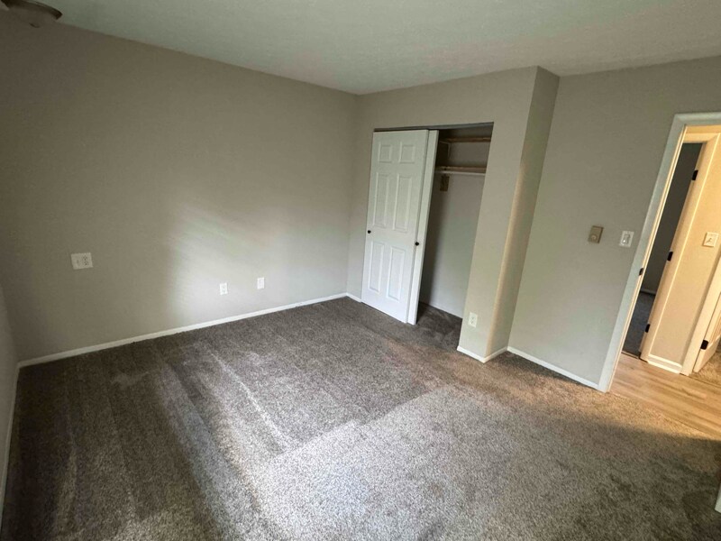 Building Photo - 1149 Navaho Dr