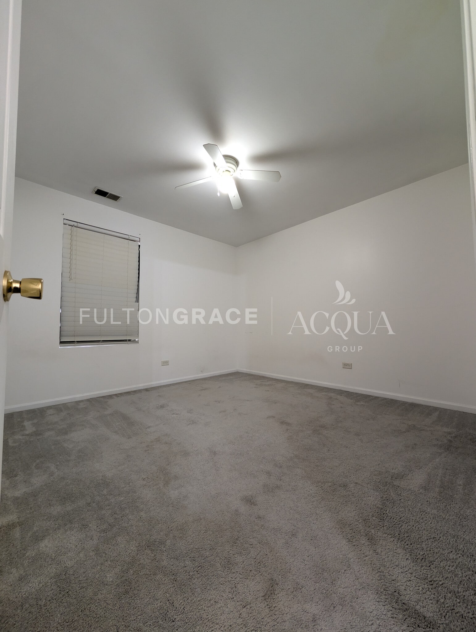 Building Photo - 2551 Oak Tree Ln
