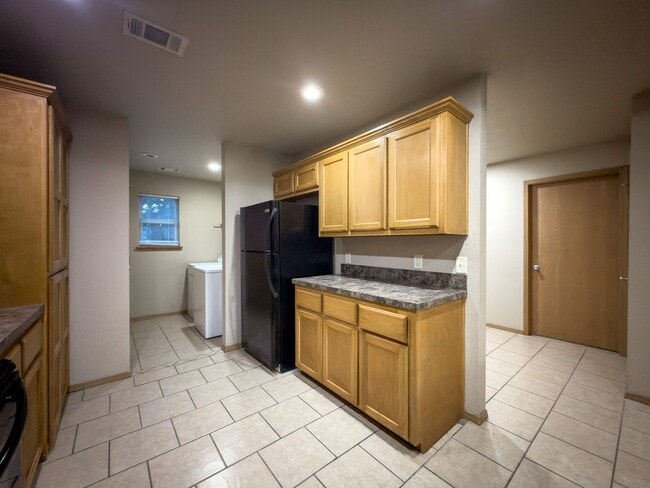 Building Photo - 908 N.46th Street-