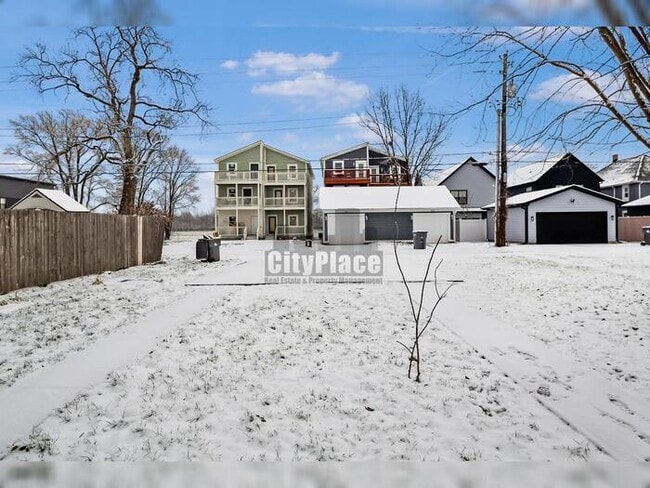 Building Photo - 2625 Guilford Ave