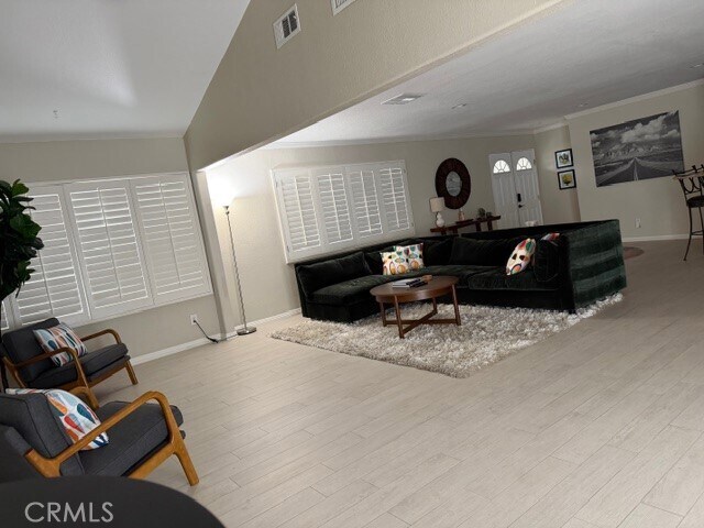 Building Photo - 2104 S Birdie Way