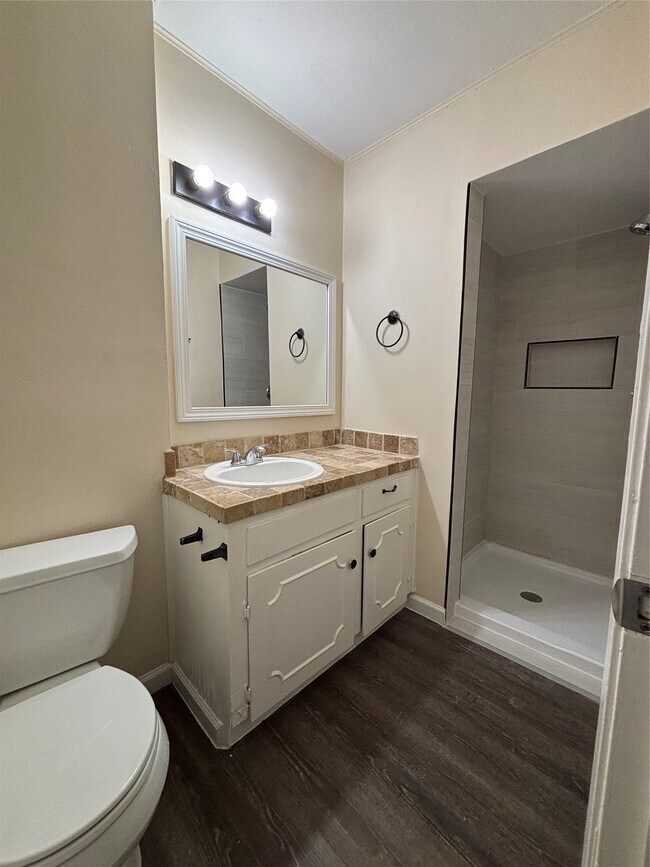 Building Photo - 10422 Winding Trail Rd