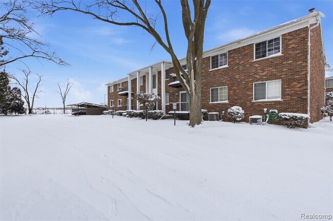 Building Photo - 39435 Van Dyke Ave