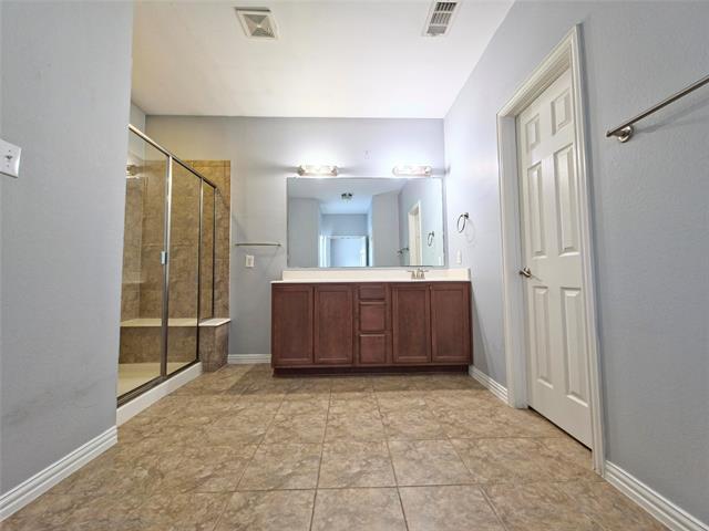 Building Photo - 4121 William Dehaes Dr