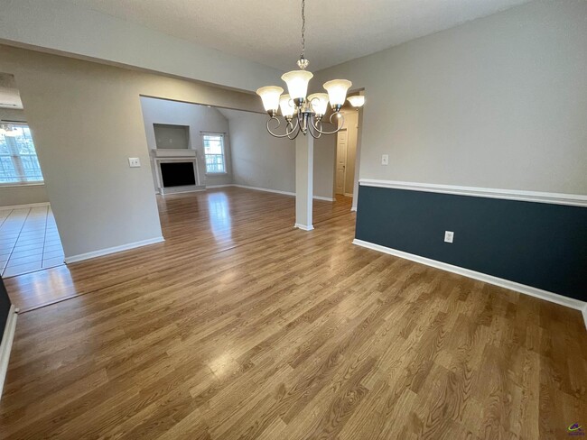 Building Photo - 206 Millstone Way