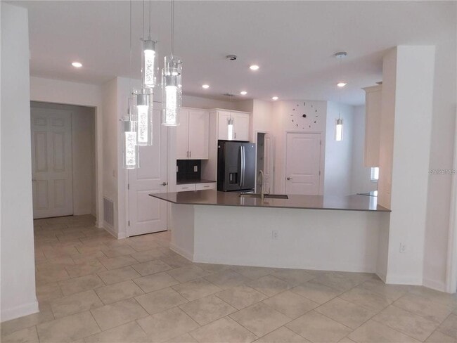 Building Photo - 1830 Good Neighbor Lp