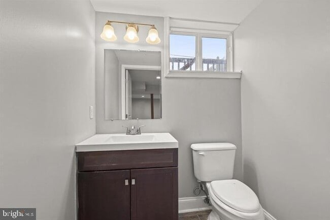 Building Photo - 2456 Keyway