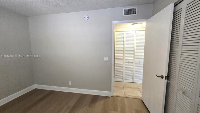 Building Photo - 1540 Windorah Way