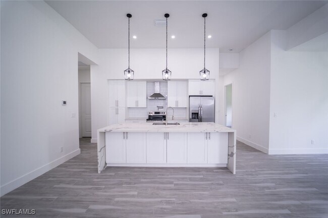 Building Photo - 3907 NW 45th Ln