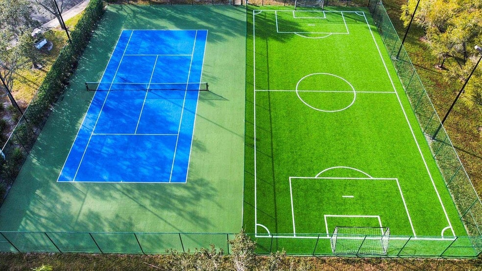 Building Photo - 1000 Marlin Lakes Cir