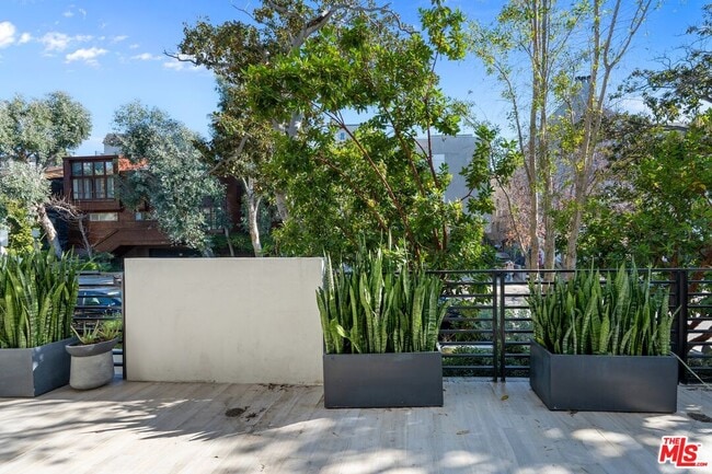 Building Photo - 1621 Malcolm Ave