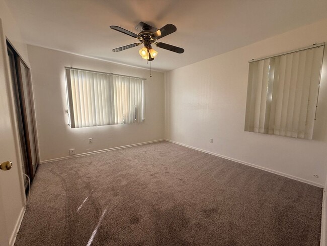 Building Photo - 3 bedroom 2 Bathroom Home in Colton