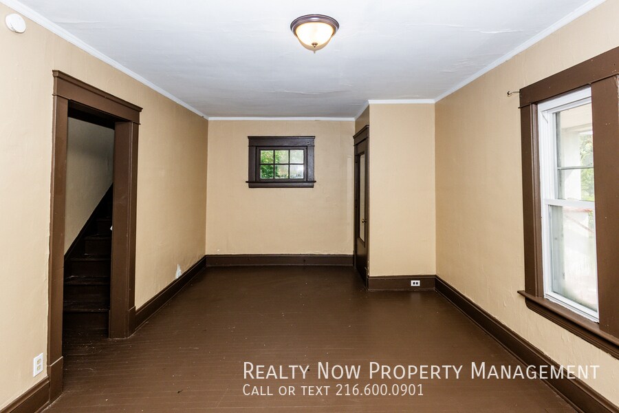 Building Photo - 1148 E 176th St