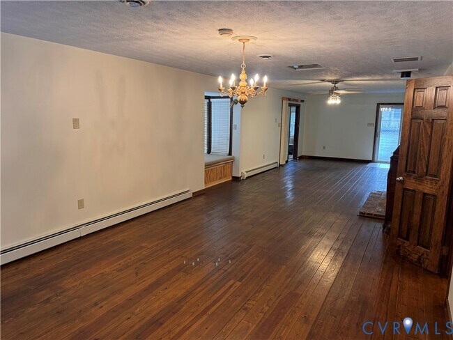 Building Photo - 7146 Creighton Rd