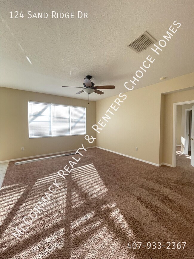 Building Photo - 124 Sand Ridge Dr