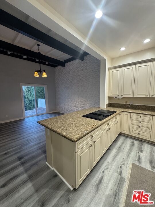 Building Photo - 1713 Queens Ct
