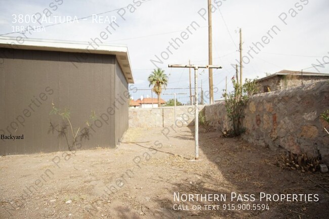 Building Photo - 3800 Altura-Rear