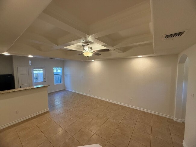 Building Photo - Townhome Near Retama Park...No Carpet.