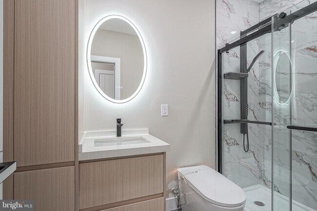 Building Photo - 4432 Wingate St