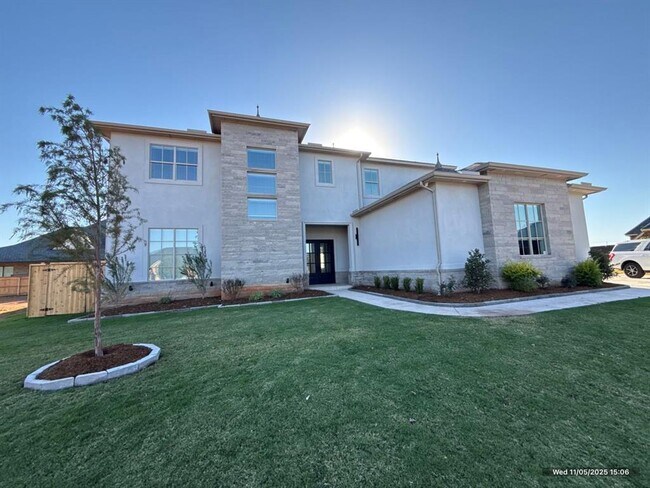 Building Photo - 8340 NW 130th Cir