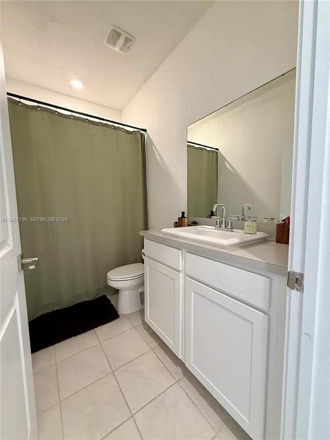 Building Photo - 487 NE 5th St