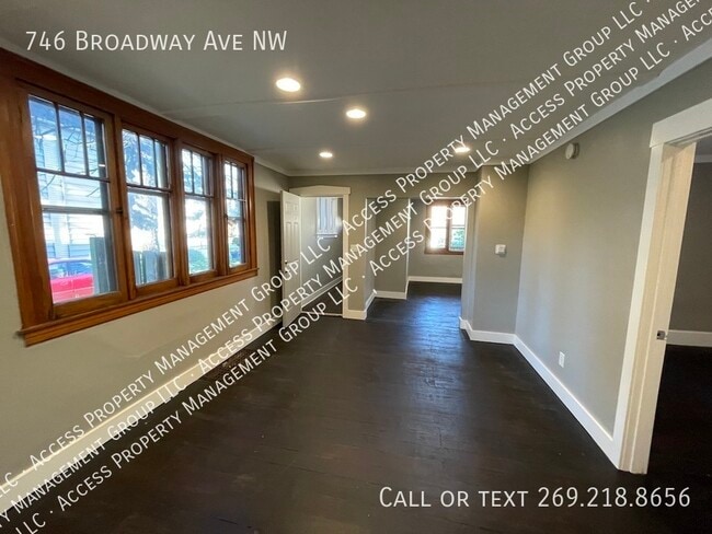 Building Photo - 746 Broadway Ave NW