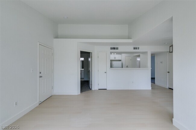 Building Photo - 2300 E Silverado Ranch Blvd