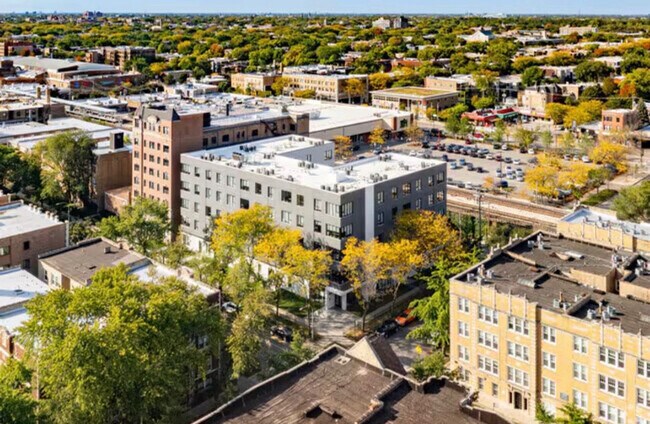 Building Photo - 6044 N Winthrop Ave