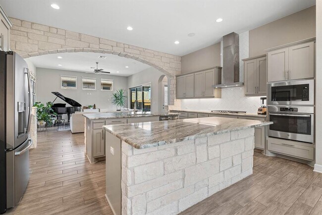 Building Photo - 4205 Lynette Ln