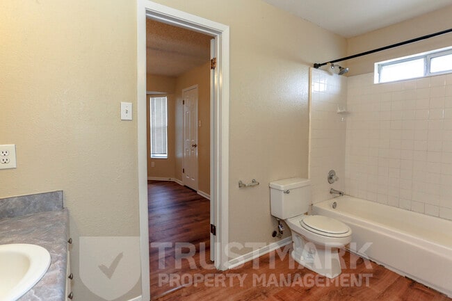 Building Photo - 3103 Courtney Ln