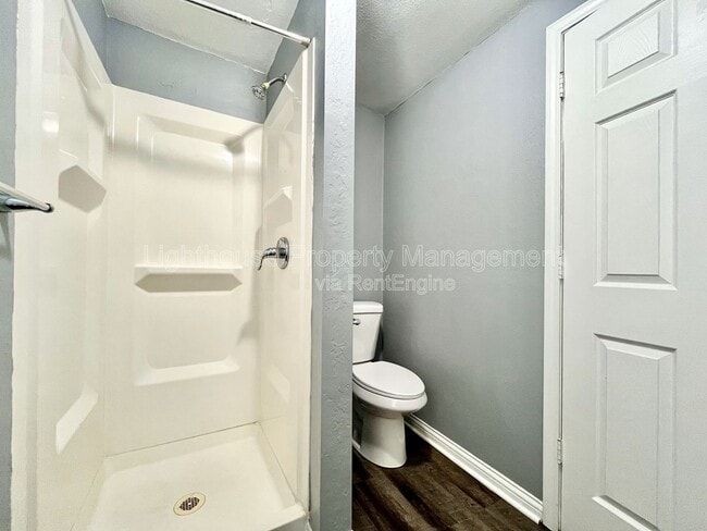 Building Photo - 273 E Forest Ave