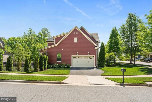 Building Photo - 17243 Miss Packard Ct