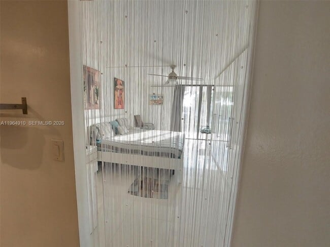 Building Photo - 3375 N Country Club Dr