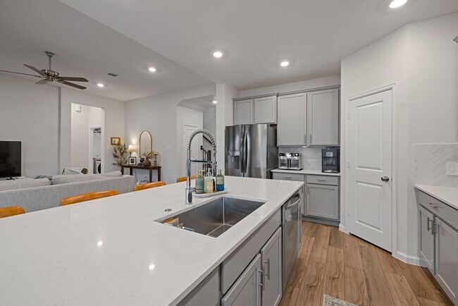 Building Photo - 18323 Tiger Flowers Dr